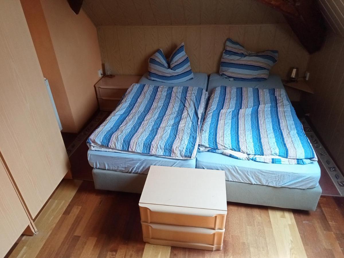 Uebernachtungszimmer 1 Schlettau المظهر الخارجي الصورة